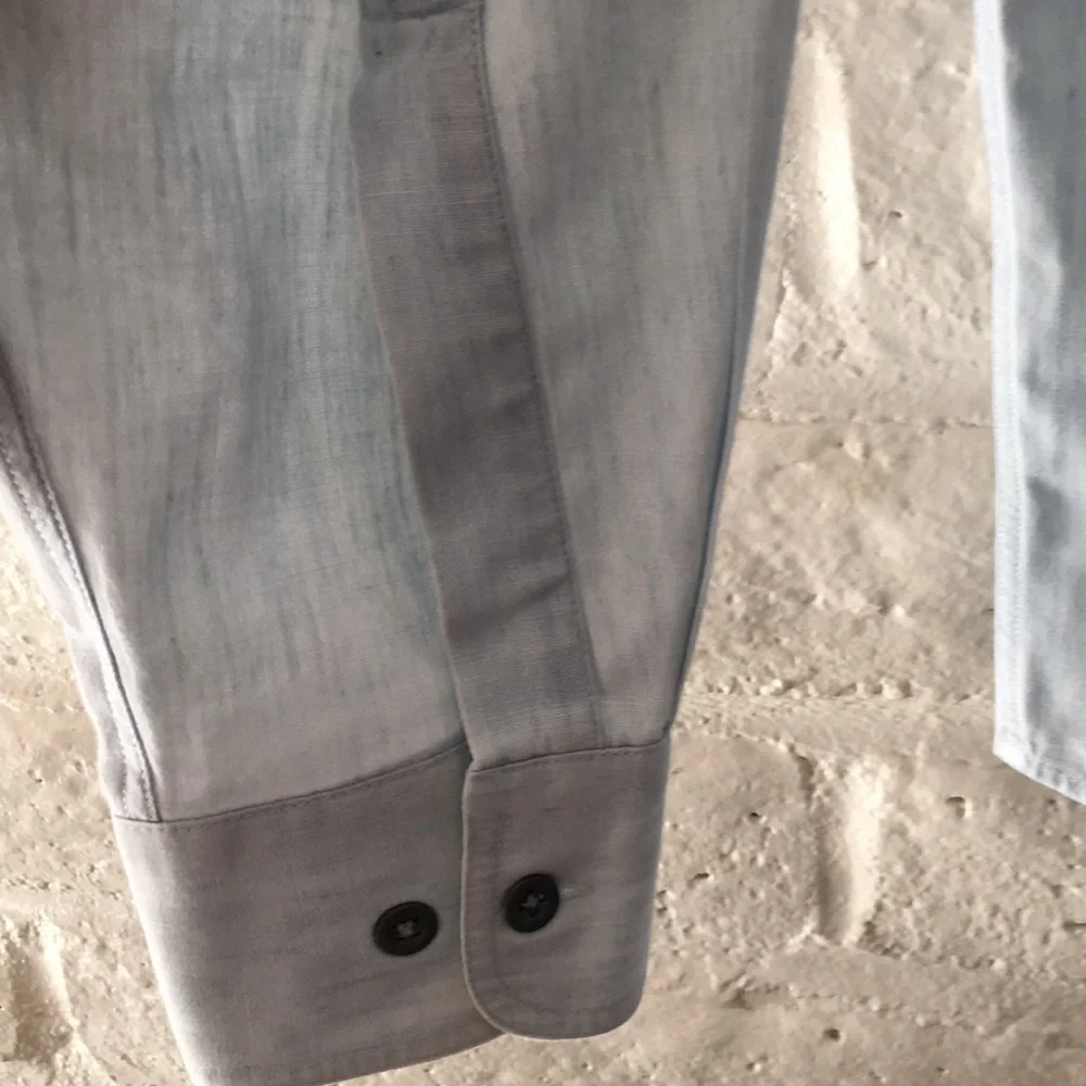 Banana Republic men's vintage Safari butto…